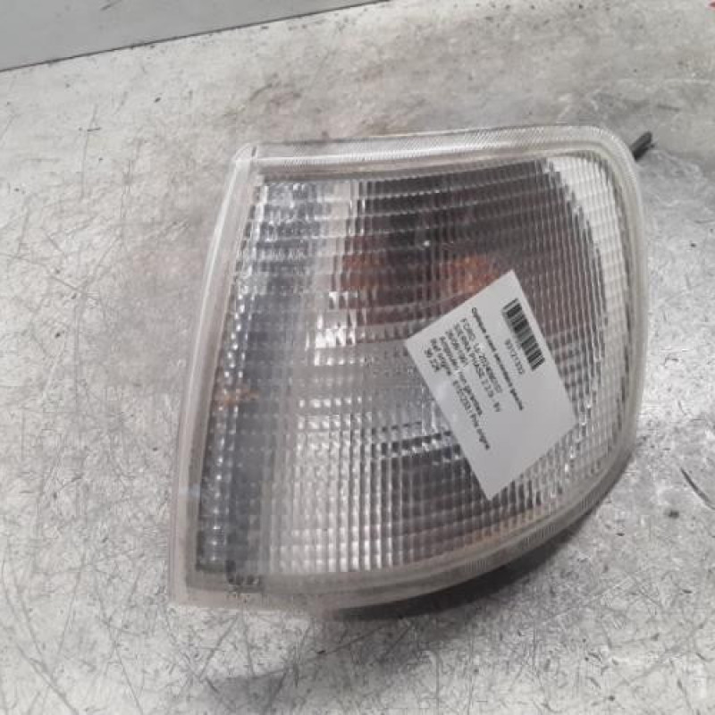 Optique avant secondaire gauche (feux)(clignotant) FORD SIERRA