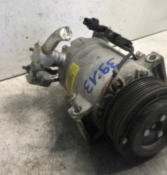 Compresseur clim FORD FOCUS 3 Photo n°3