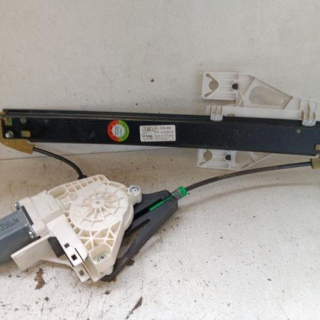 Leve vitre electrique arriere droit AUDI A1 1 Photo n°1