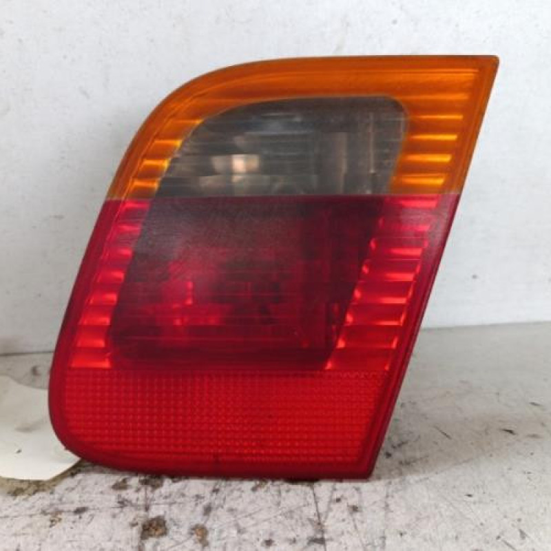 Feu arriere secondaire droit (feux) BMW SERIE 3 E46 Feu arriere secondaire droit (feux) BMW SERIE 3 E46
