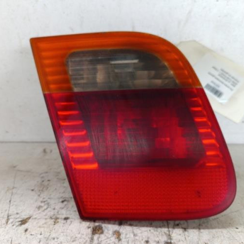 Feu arriere secondaire gauche (feux) BMW SERIE 3 E46 Feu arriere secondaire gauche (feux) BMW SERIE 3 E46
