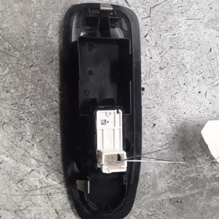 Interrupteur de leve vitre avant droit PEUGEOT 2008 1