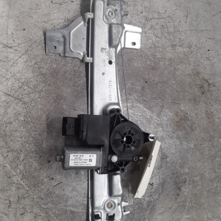 Leve vitre electrique arriere droit PEUGEOT 2008 1 Photo n°1