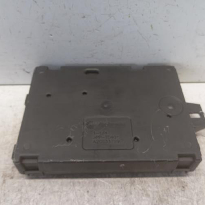 Boitier UCH RENAULT CLIO 4 Boitier UCH RENAULT CLIO 4