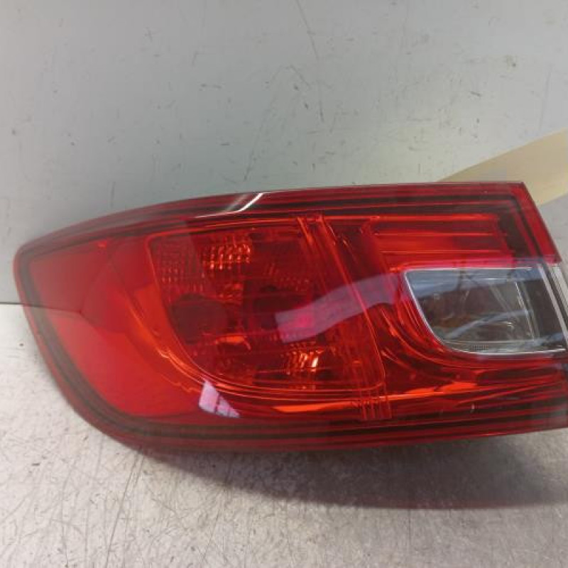 Feu arriere principal gauche (feux) RENAULT CLIO 4 Feu arriere principal gauche (feux) RENAULT CLIO 4