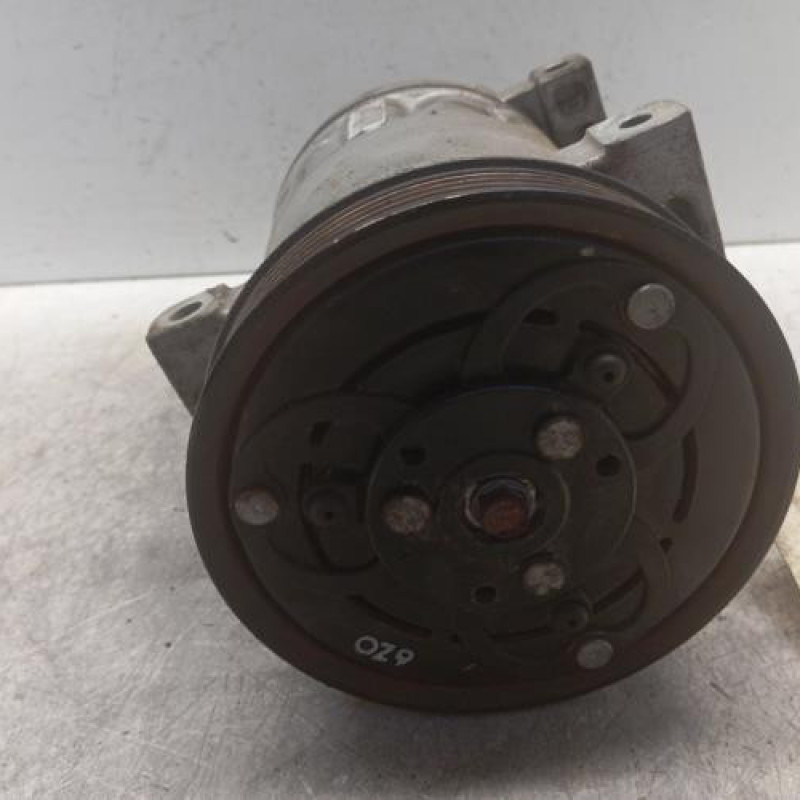 Compresseur clim RENAULT CLIO 4 Compresseur clim RENAULT CLIO 4