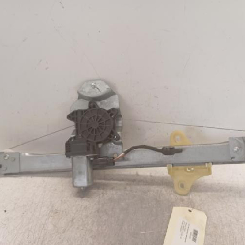 Leve vitre electrique avant gauche RENAULT CLIO 4
