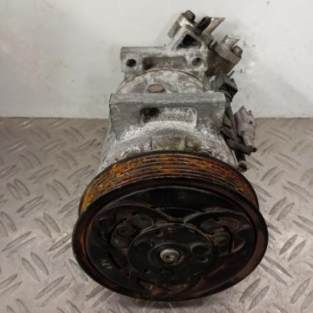 Compresseur clim RENAULT CLIO 4 Photo n°1