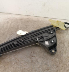 Leve vitre electrique avant gauche RENAULT CLIO 5 Photo n°1