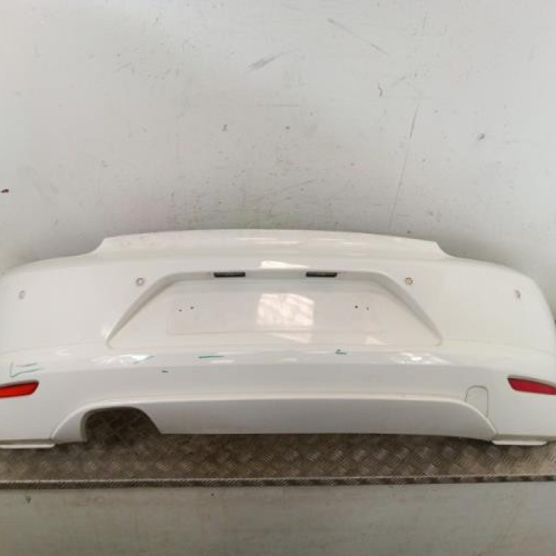 Pare choc arriere VOLKSWAGEN SCIROCCO 3 Pare choc arriere VOLKSWAGEN SCIROCCO 3