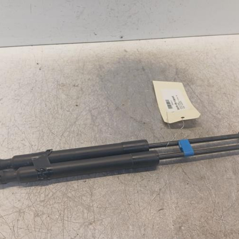 Verin de capot RENAULT CAPTUR 1 Verin de capot RENAULT CAPTUR 1