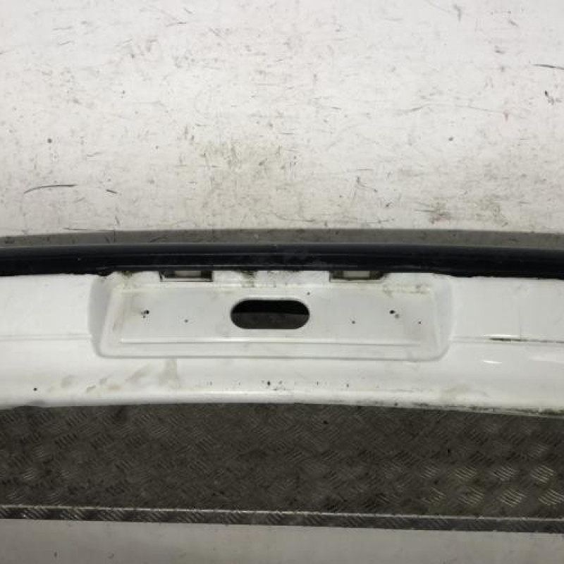 Pare choc arriere RENAULT CLIO 1 Pare choc arriere RENAULT CLIO 1