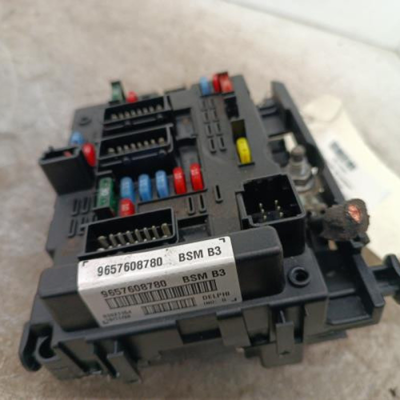 Boitier servitude moteur (BSM) PEUGEOT 206