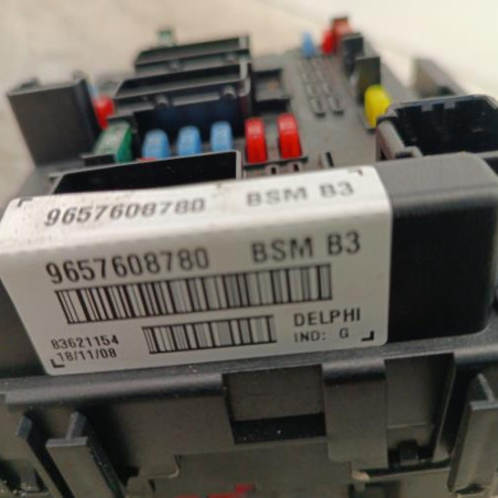 Boitier servitude moteur (BSM) PEUGEOT 206