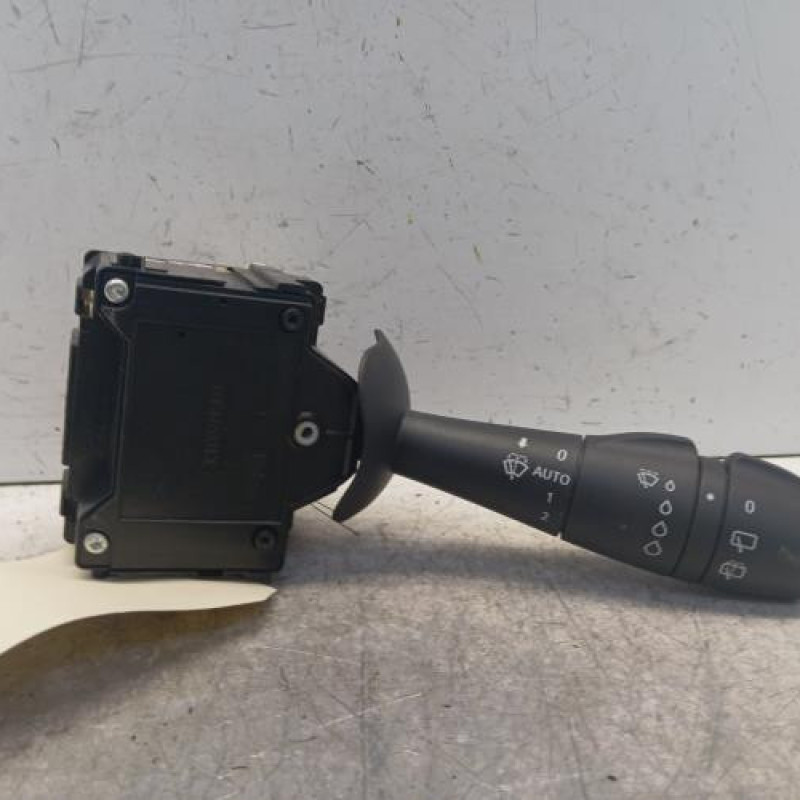 Commodo d'essuie glaces RENAULT CAPTUR 1 Commodo d'essuie glaces RENAULT CAPTUR 1