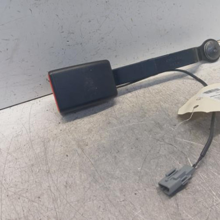 Attache ceinture avant droit RENAULT CAPTUR 1