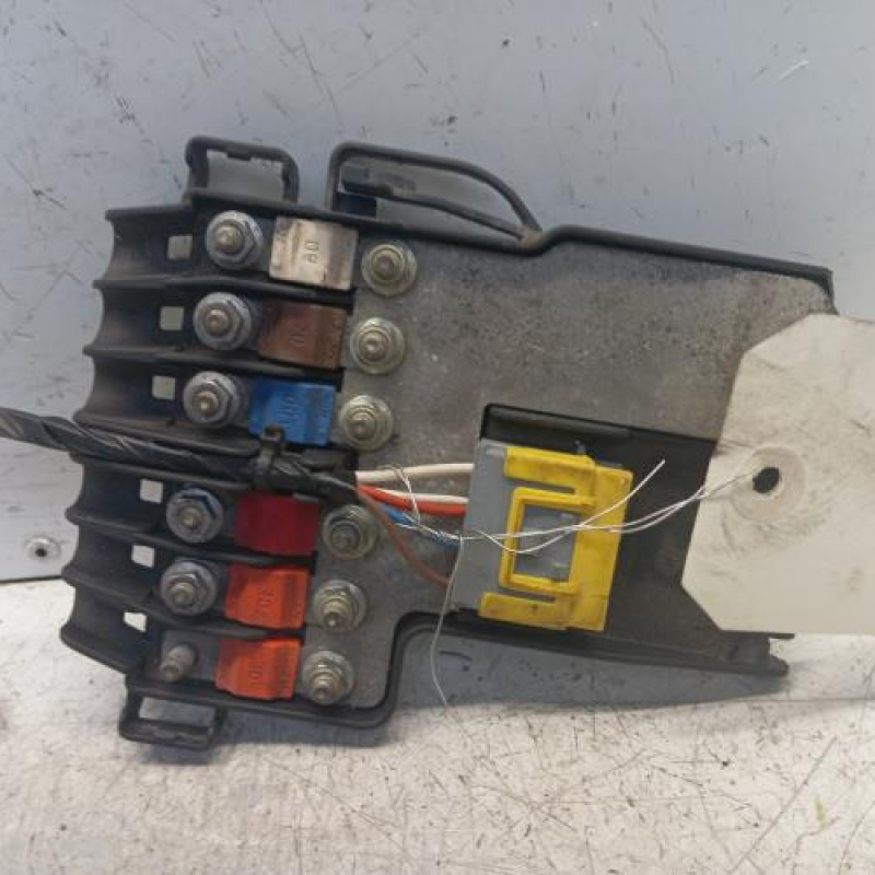 Porte fusible CITROEN BERLINGO 2