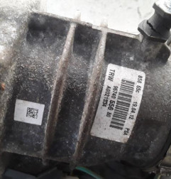 Pompe de direction CITROEN C4 GRAND PICASSO 1 Photo n°3