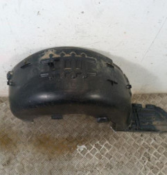 Pare boue arriere gauche OPEL VIVARO 3