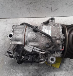 Compresseur clim RENAULT CLIO 4