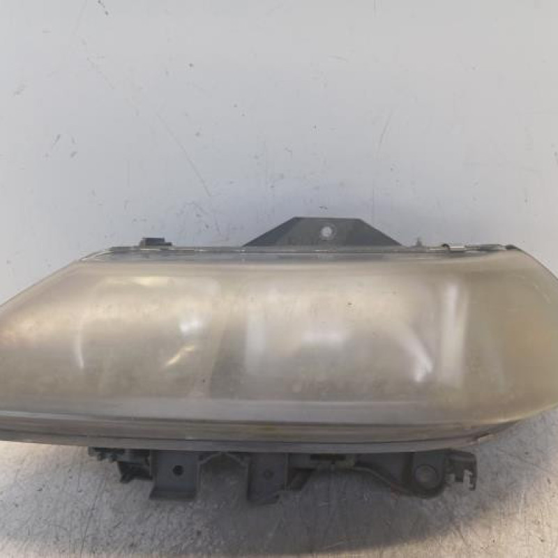 Optique avant principal gauche (feux)(phare) RENAULT LAGUNA 1