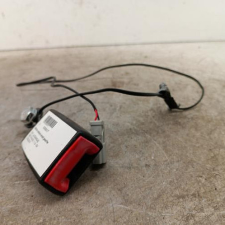 Attache ceinture avant gauche FIAT 500 2