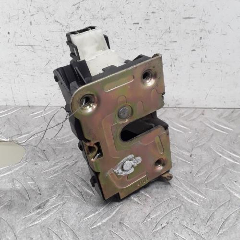 Serrure de porte laterale droite RENAULT KANGOO 1