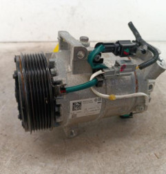 Compresseur clim RENAULT CLIO 5 Photo n°1