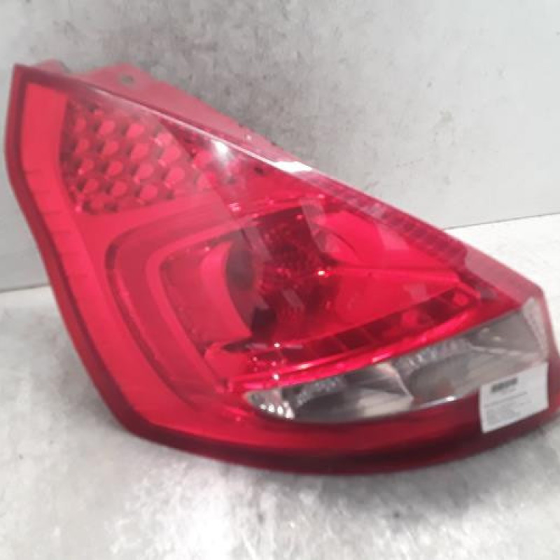 Feu arriere principal gauche (feux) FORD FIESTA 6 Feu arriere principal gauche (feux) FORD FIESTA 6